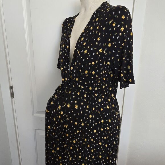 ASOS Maternity Dress Ditzy Floral Long V Tie Front 8 Black Yellow - Picture 3 of 16